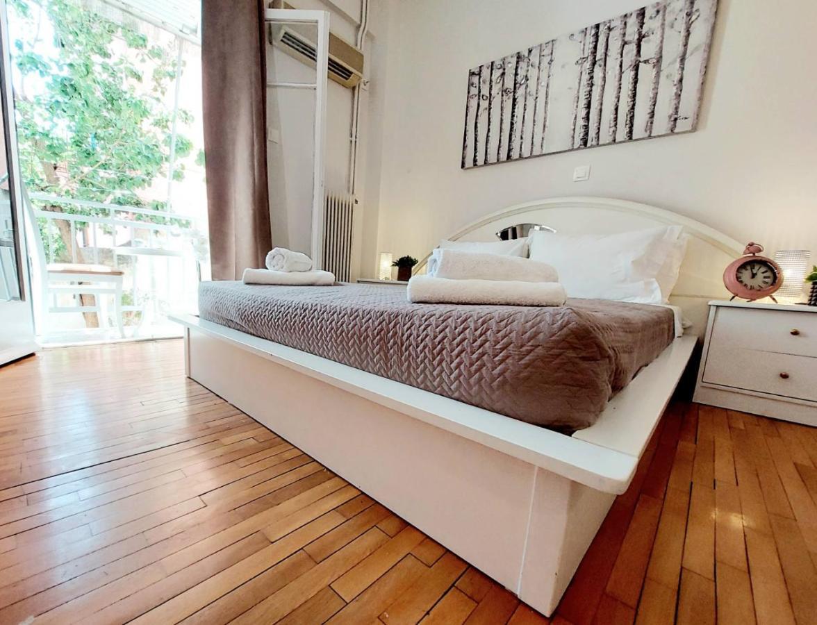 Lovely Equipped Apartment In Kallithea Athen Exterior foto